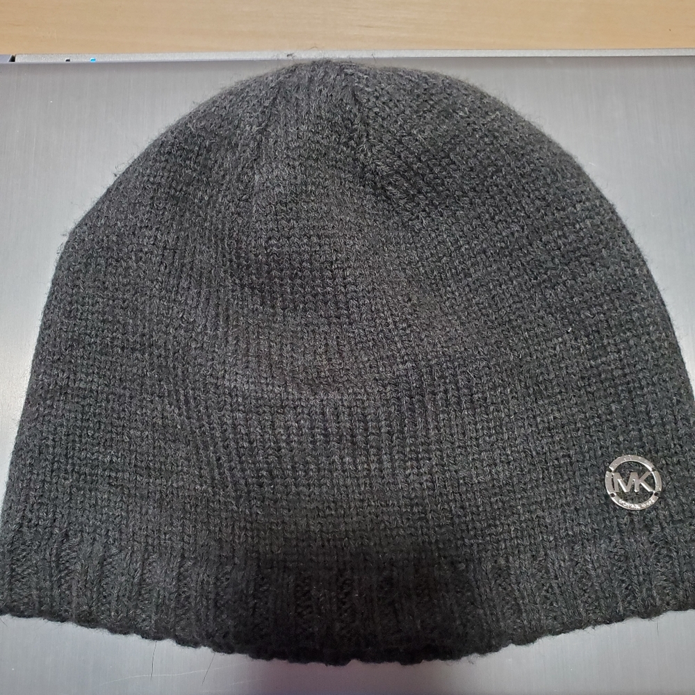 Michael Kors Grey beanie.